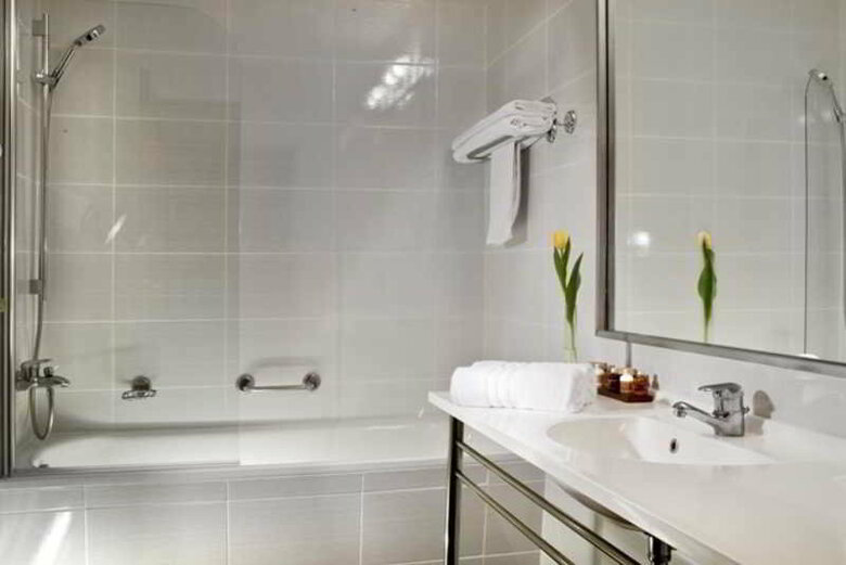 Hanza Hotel