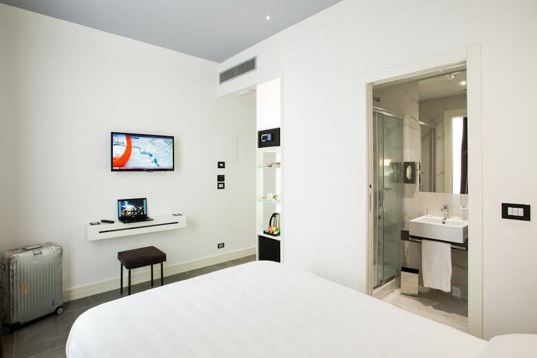 Hotel Crosti
