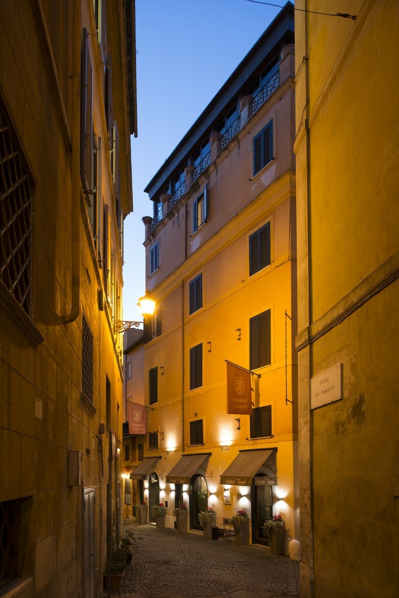 Hotel Trevi