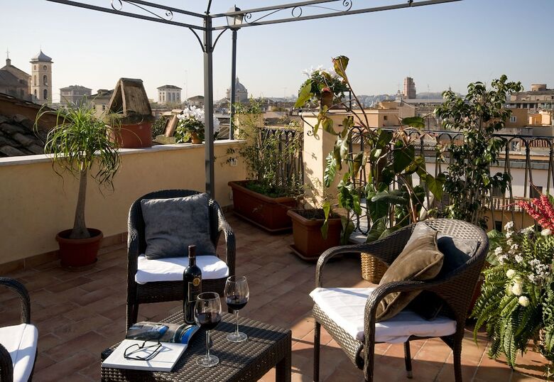 Hotel Trevi