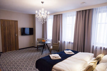 Excelsior Boutique Hotel