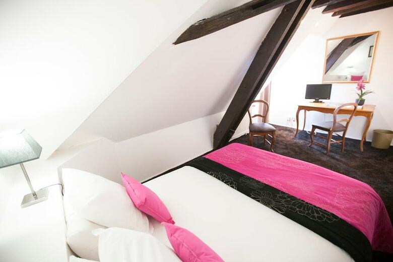 Hotel Athanor