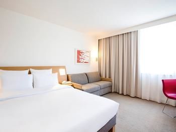 Hotel Novotel Chartres
