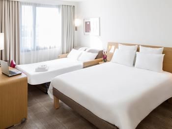 Hotel Novotel Chartres