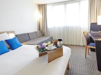 Hotel Novotel Chartres