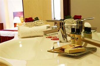 Hotel Holiday