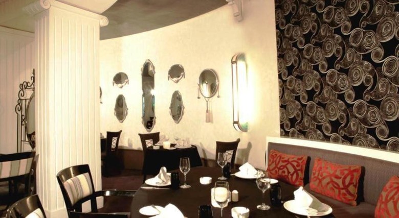 Hotel Golden Tulip Farah