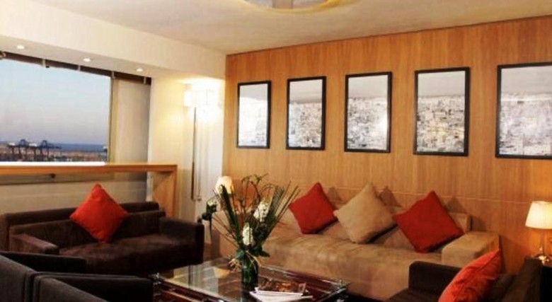 Hotel Golden Tulip Farah