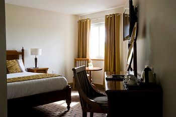 Radstone Hotel