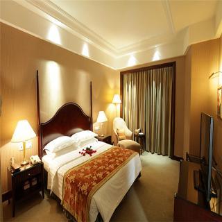 Grand Royal Hotel