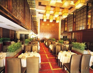 Grand Royal Hotel