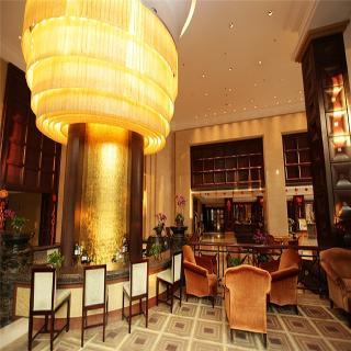Grand Royal Hotel