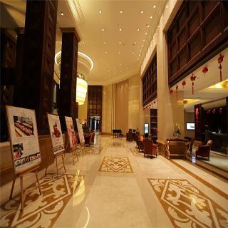 Grand Royal Hotel