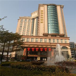 Grand Royal Hotel