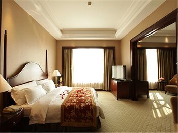 Grand Royal Hotel
