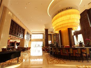 Grand Royal Hotel