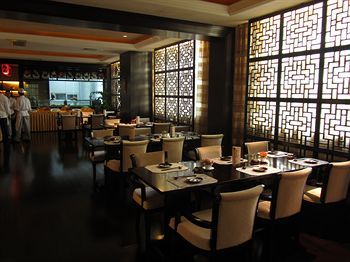 Grand Royal Hotel