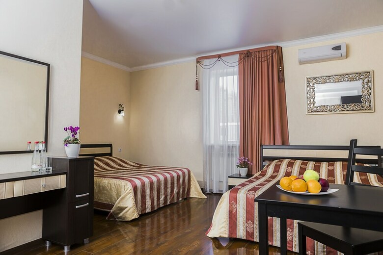 Viktoria Hotel