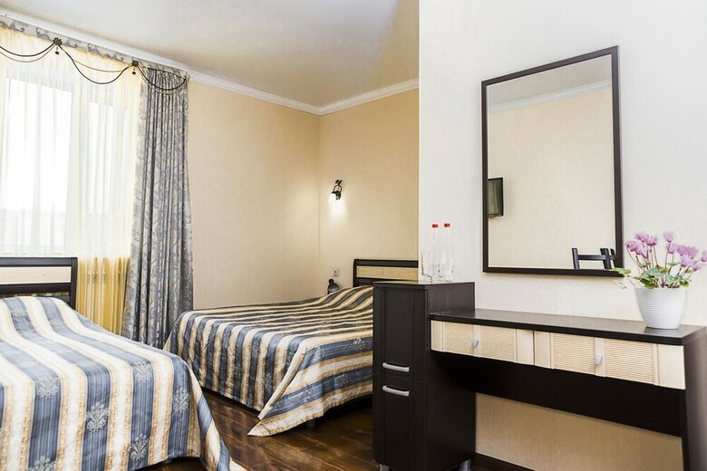 Viktoria Hotel