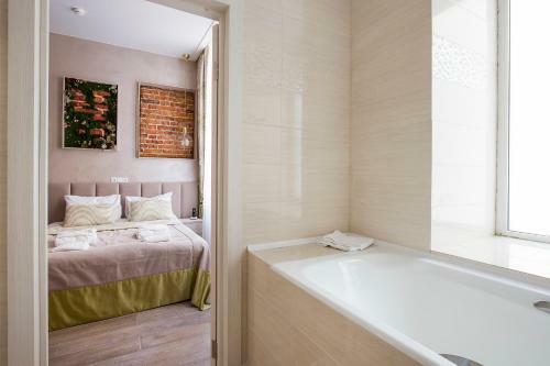 Grand Mark Hotel