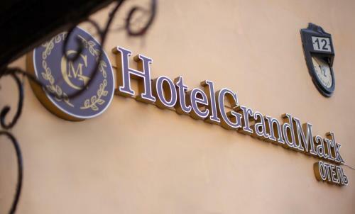 Grand Mark Hotel