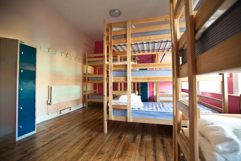 Hostel Connect
