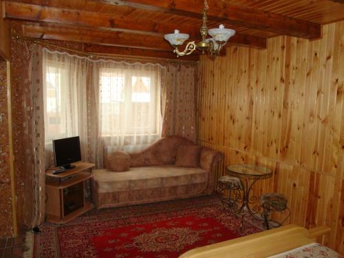 Hostal Vyshenka Guest House