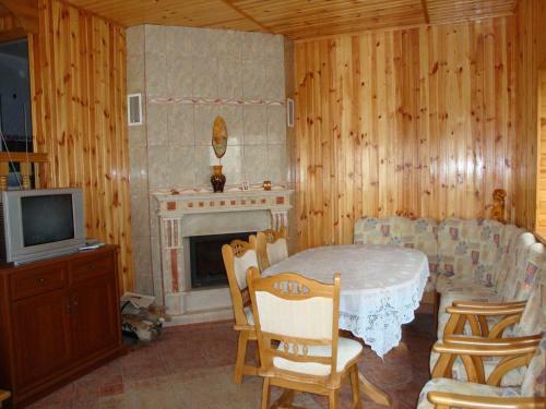 Hostal Vyshenka Guest House