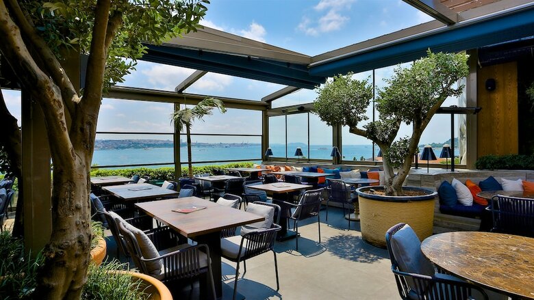 Zimmer Bosphorus Hotel