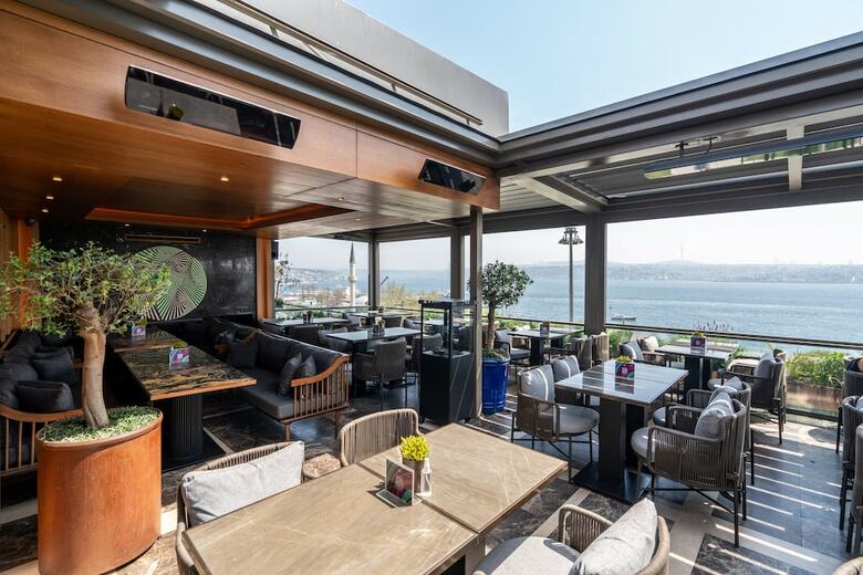 Zimmer Bosphorus Hotel