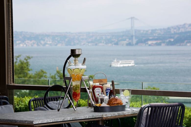 Zimmer Bosphorus Hotel