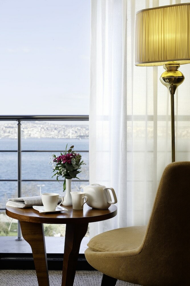 Zimmer Bosphorus Hotel
