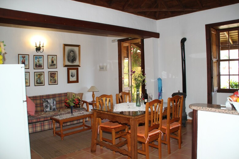 Casas Rurales Los Marantes