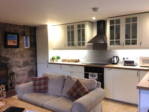 Nether Glenny Cottages