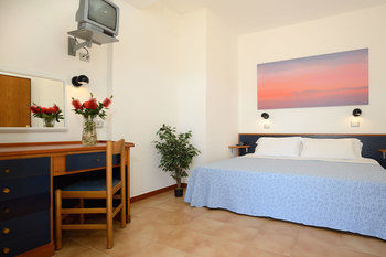 Hotel Oasis