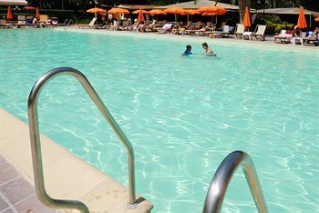 Hotel Oasis