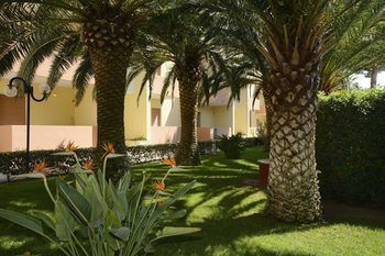 Hotel Oasis