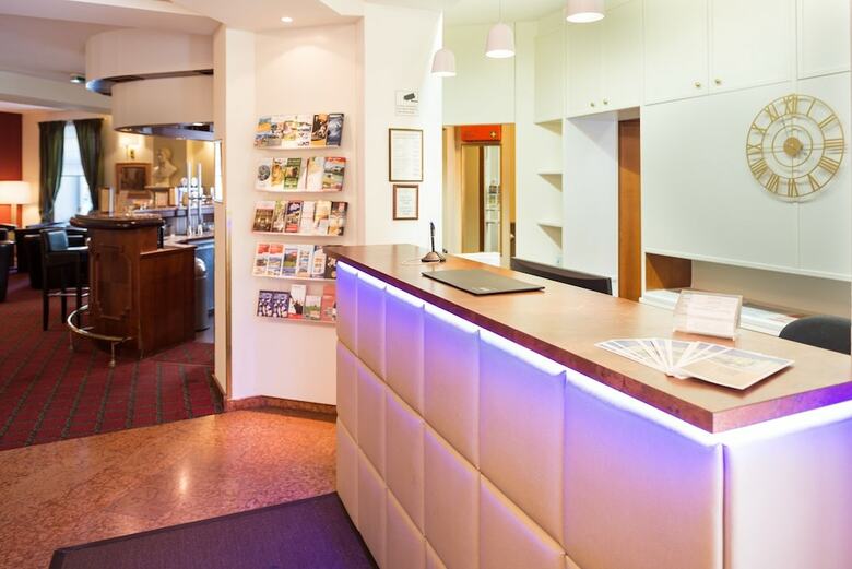 Goldenes Theaterhotel