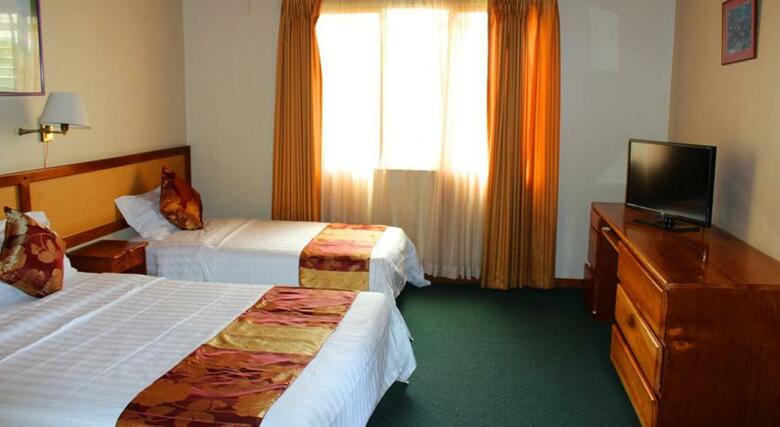 Soluxe El Sesteo Hotel