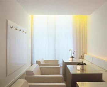 Hotel The Pure