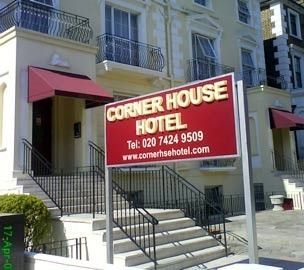 Hotel Corner House
