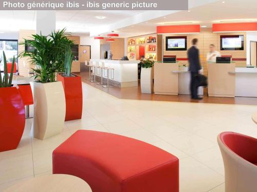 Hotel Ibis Jouy En Josas Velizy