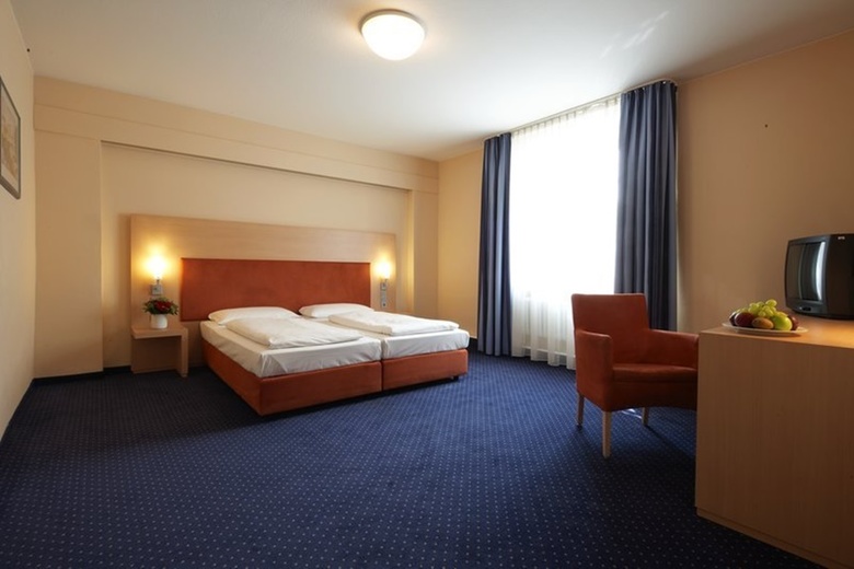 Hotel Intercity Stuttgart(.)