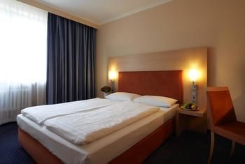 Hotel Intercity Stuttgart(.)