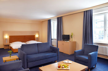 Hotel Intercity Stuttgart(.)