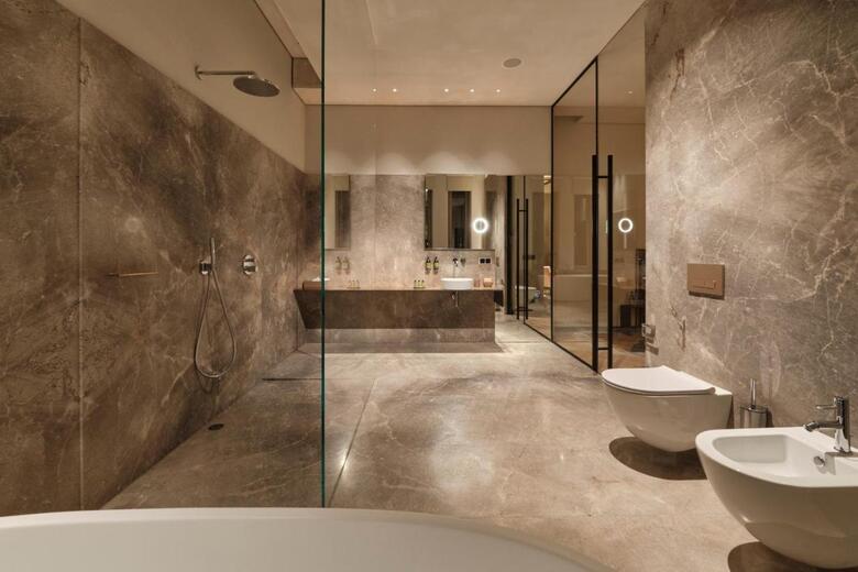 Hotel Grand