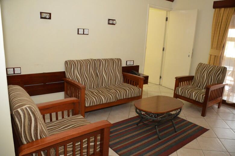 Sentrim 680 Hotel