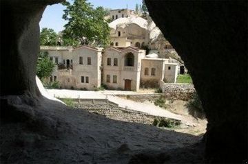 Gamirasu Cave