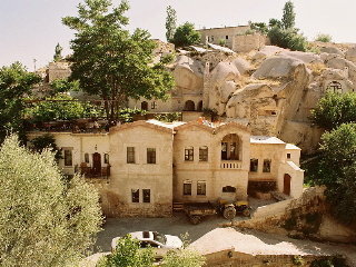 Gamirasu Cave