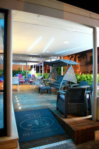 Hotel Blue Roses